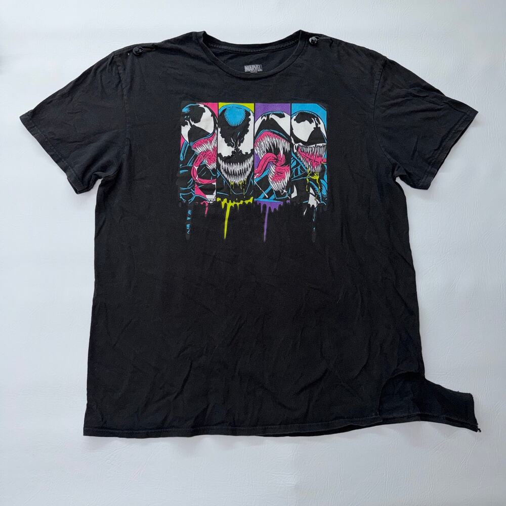 Marvel Venom Graphic T Shirt Mens XL Black Drip Paint Faces Short Sleeve Cotton